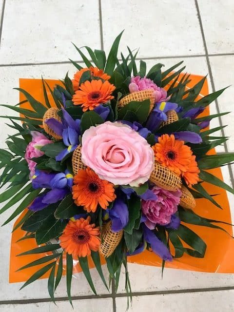 bouquet rond 11 rotated e1691409038919 - Bouquets ronds